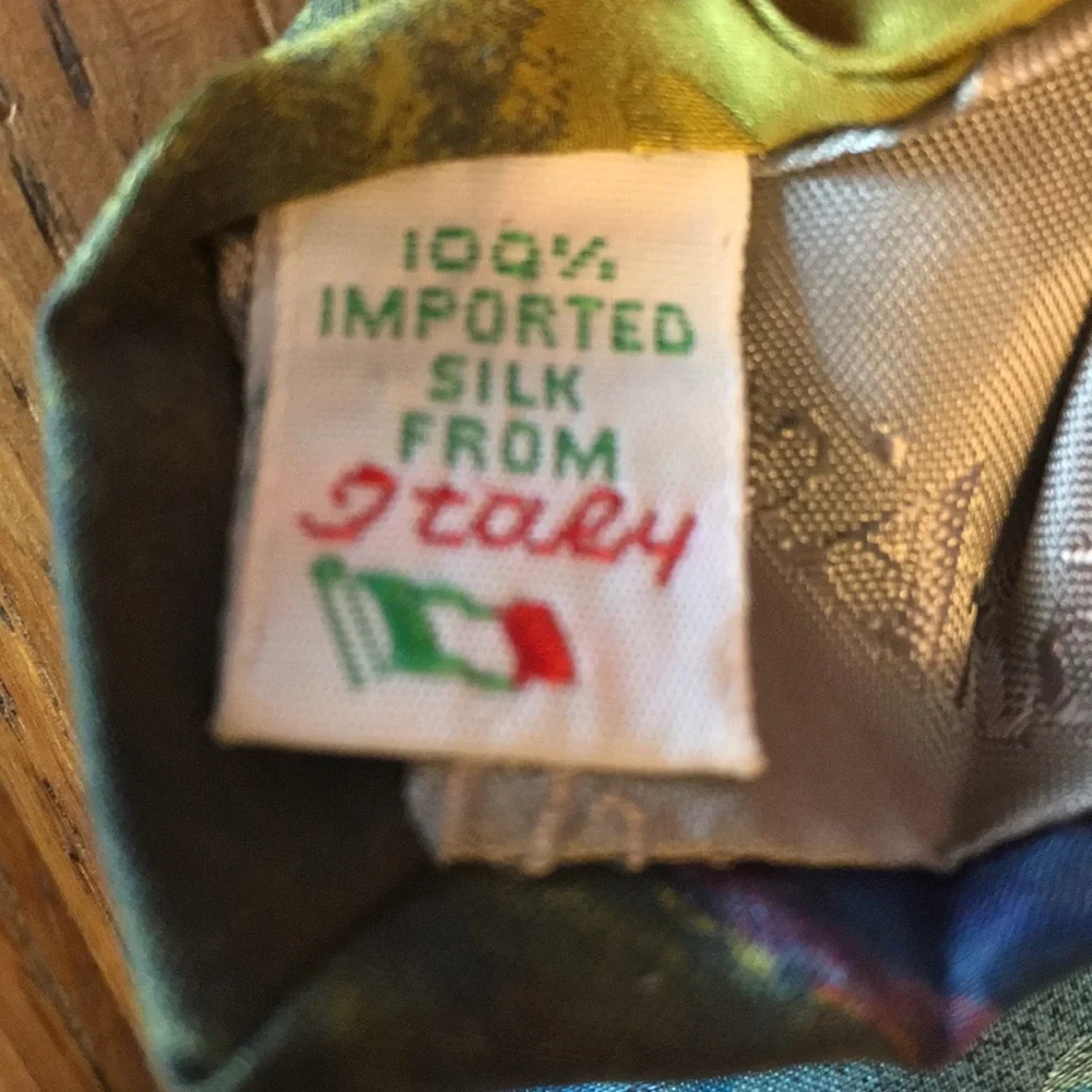 Vintage Italian Silk Tie - Picture 5 of 7